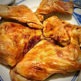 Epaule d'agneau de lait fermier (Au détail frais, Pyrénées-Atlantiques, France)